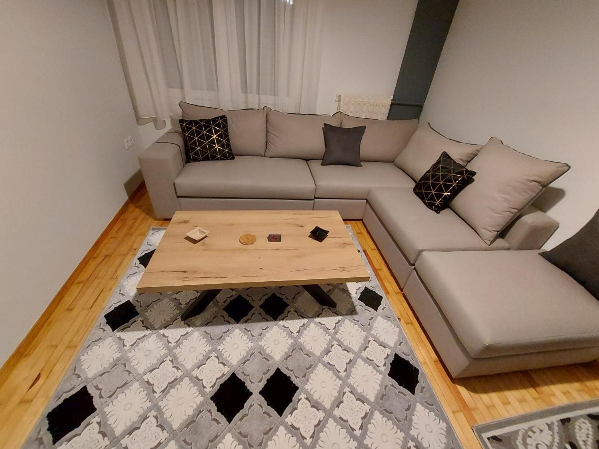 Vasilikis Luxury Loft Apartment อิโออันนินา ภายนอก รูปภาพ